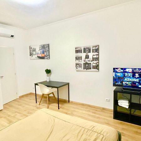 Camera Con Bagno Privato - Zona Bocconi Милан Экстерьер фото