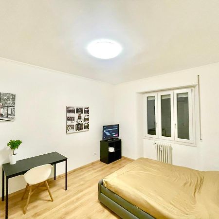 Camera Con Bagno Privato - Zona Bocconi Милан Экстерьер фото