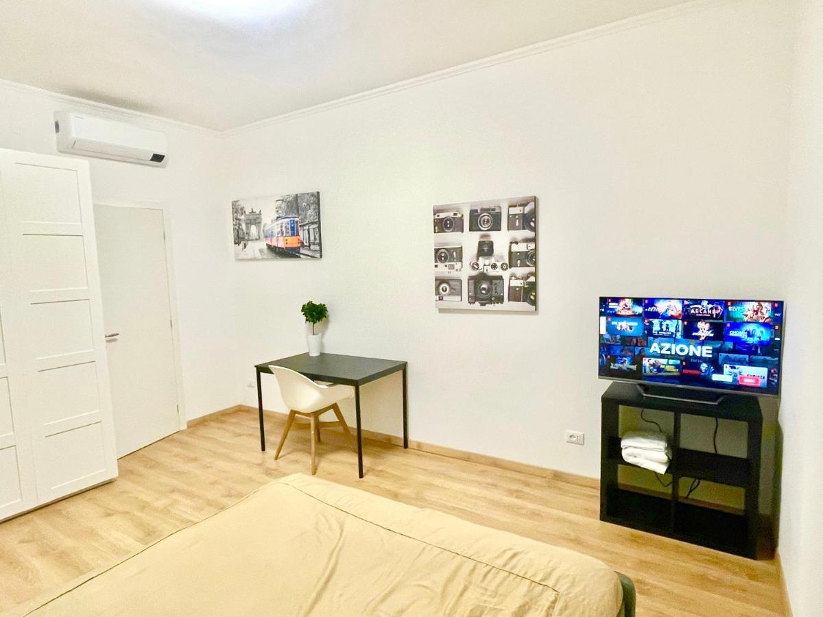 Camera Con Bagno Privato - Zona Bocconi Милан Экстерьер фото